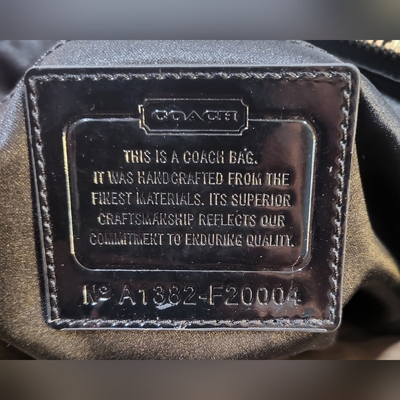 Leather Coach F20004 Poppy Daisy Patent Leather XL Tote Bag & Matching Wallet - Picture 2 of 8